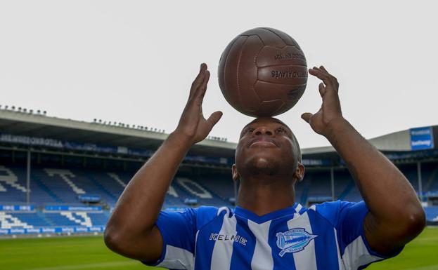 Fuchs ve en el Alavés «una buena oportunidad para crecer»