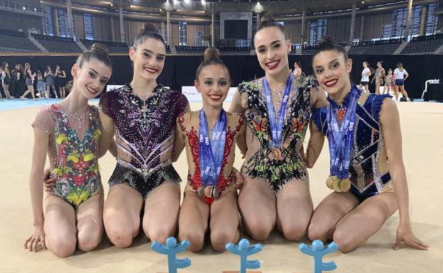 Las gimnastas Solaun y Gorospe triunfan en el Campeonato de España de rítmica