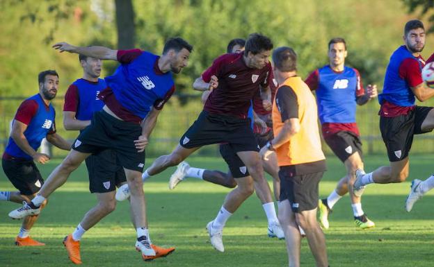 El Borussia Mönchengladbach, partido estrella de la concentración alemana del Athletic