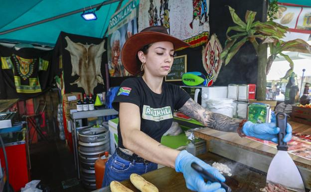 El exótico menú de la Feria de las Naciones: desde cocodrilo y serpiente hasta anticuchos