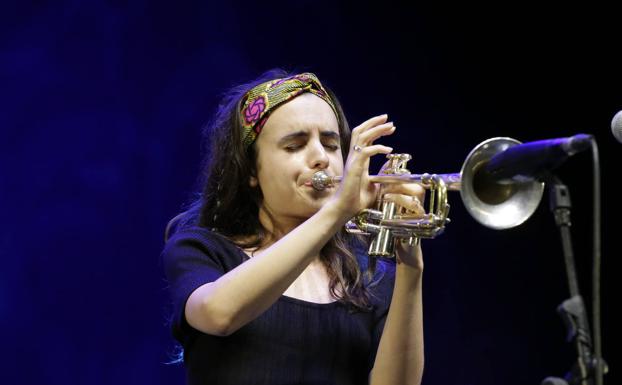Andrea Motis, la niña prodigio del jazz español