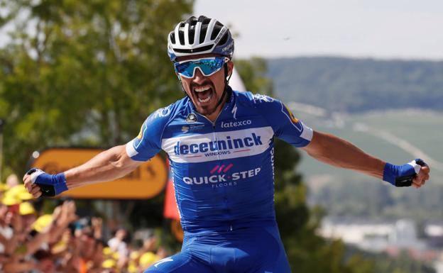 Alaphilippe descorcha su genio en la capital del champán