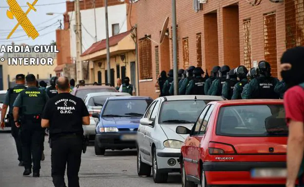 Desmantelado en Roquetas un 'narcobloque' con 2.400 plantas de marihuana