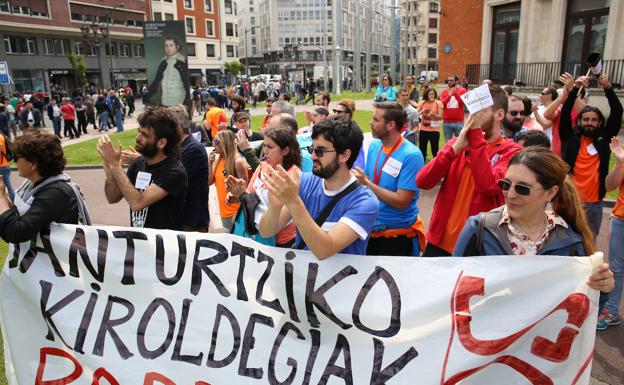 El conflicto laboral en los polideportivos se enquista y los sindicatos preparan más huelgas