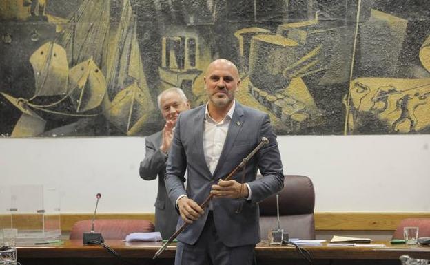 El Ayuntamiento de Sestao sube un 27% el sueldo de Josu Bergara