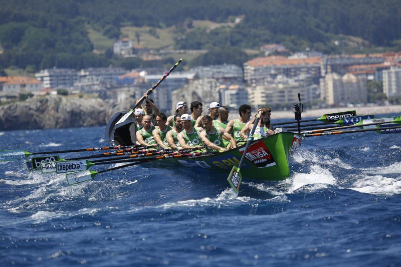 Zierbena se estrena en el caos de Castro Urdiales