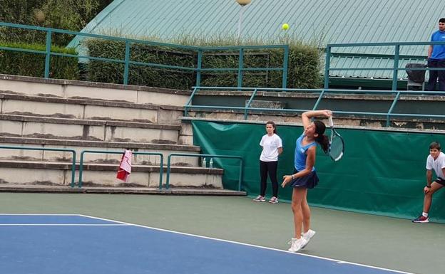 Laura Muñoz-Baroja estudiará ingeniería eléctrica gracias al tenis