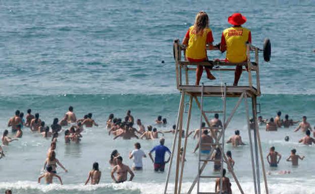 Mueren tres bañistas en Sitges, Dénia y Benalmádena