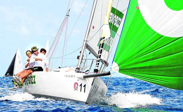 Azqueta sueña en un Mundial sin viento