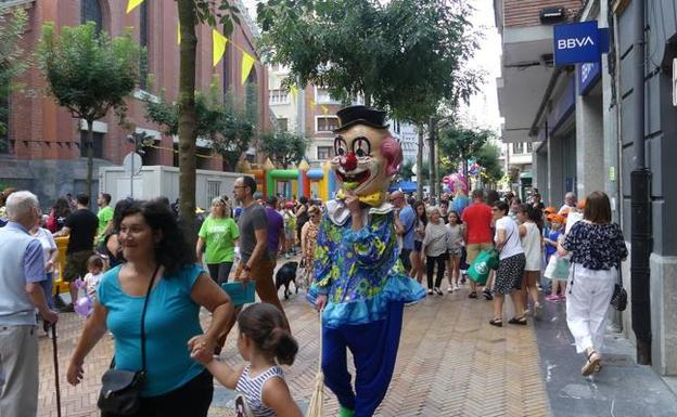 Barakaldo y Santurtzi dan el último coletazo a los 'Cármenes'