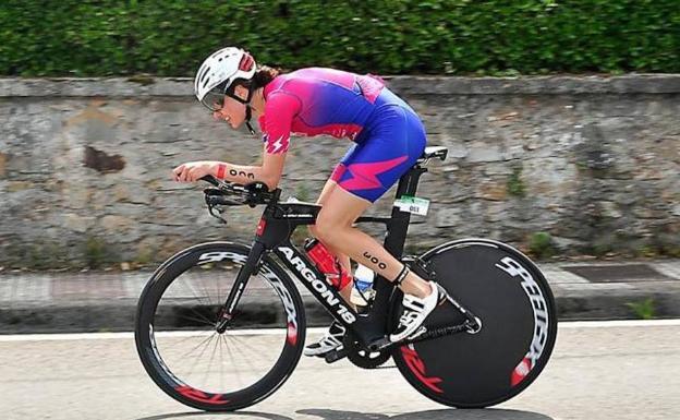 La bilbaína Helene Alberdi, segunda en el III Half Triatlón que se ha celebrado en Zaragoza