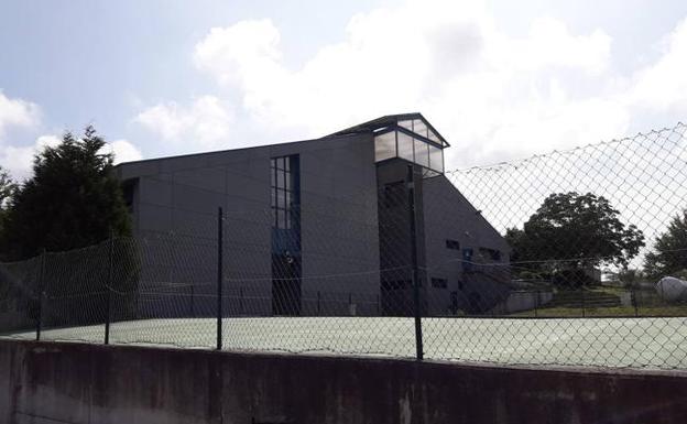 Las escuelas de Zaratamo, Ugao y Etxebarri reducen su factura de la luz en 4.000 euros