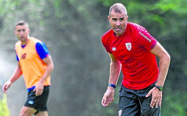 Garitano muestra el 'once' para medirse hoy al Paderborn