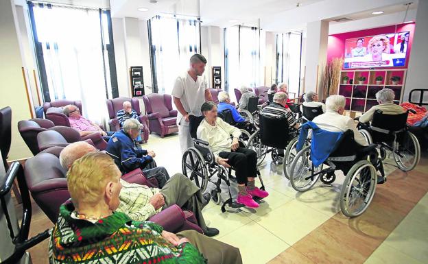 El 75% de las nuevas plazas en las residencias vascas deberán ser individuales