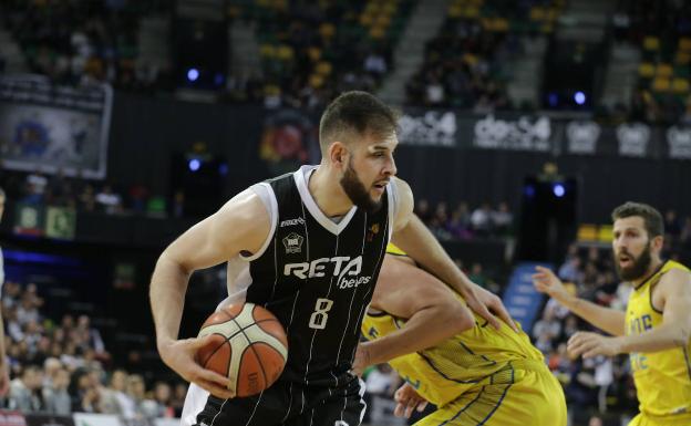Iván Cruz renueva con el RETAbet
