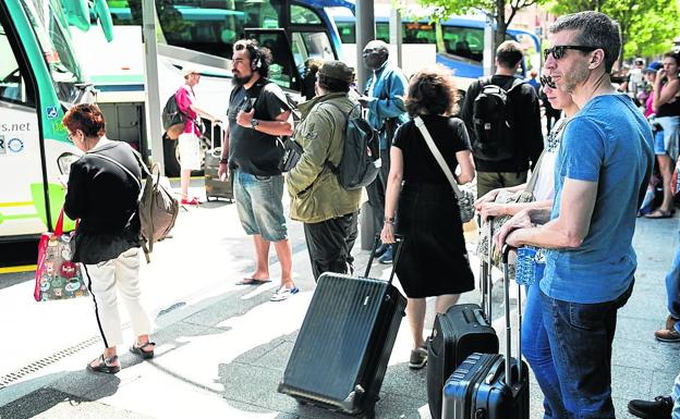 «Los vecinos que sufrimos las obras nos sentimos algo olvidados»