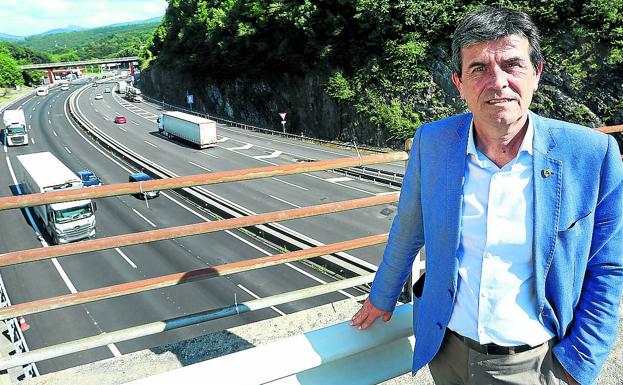 «Si se cierra la frontera por el G-7, desviaremos los coches antes de que lleguen a Euskadi»