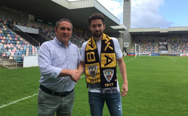 El exjugador del Bilbao Athletic Urtzi Iriondo ficha por el Barakaldo