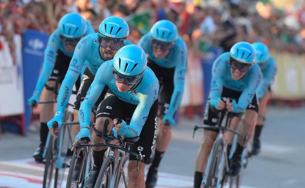 'Superman' López echa sal sobre la herida de Roglic