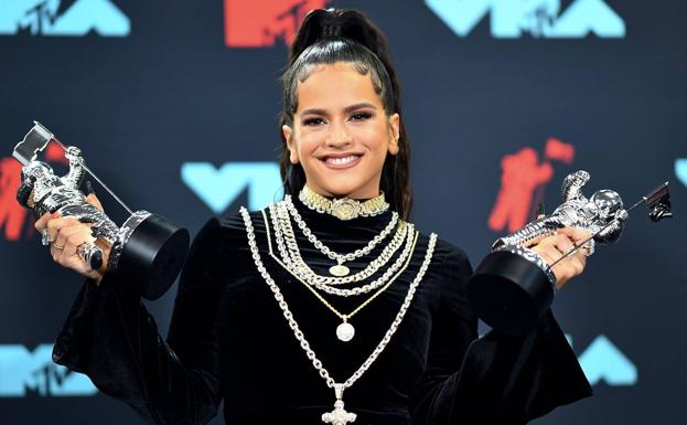 Rosalía sigue imparable: primera española en ganar en los MTV Music Awards