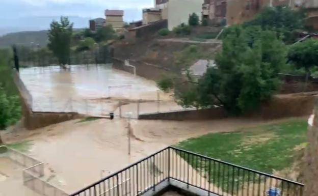 El viñedo supera una tormenta aparatosa con daños en pueblos de Rioja Alavesa