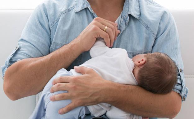 Los funcionarios vascos pueden pedir 18 semanas por paternidad desde el domingo