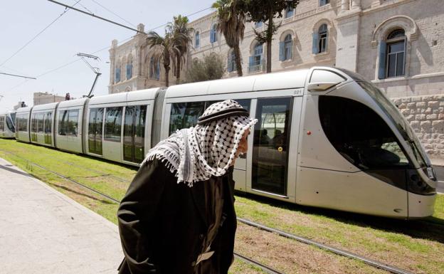 La diplomacia palestina presiona a CAF para que renuncie al contrato del tranvía de Jerusalén