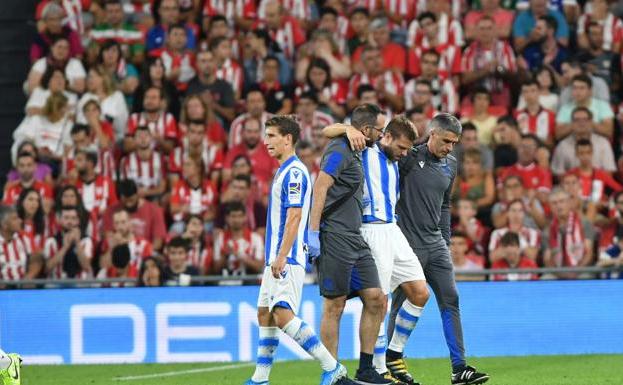 Illarramendi se fractura el peroné en el derbi de San Mamés
