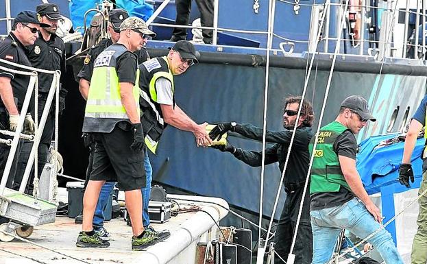 Cae un narcovelero con 790 kilos de cocaína en las Azores
