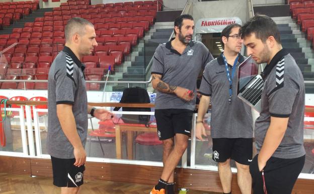 Los primeros pasos de Javi Salgado en el cuerpo técnico del RETAbet