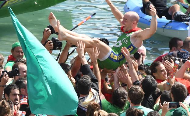 Hondarribia alardea en La Concha