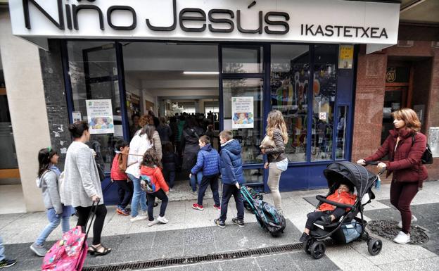 Sube el número de alumnos en Álava pese a caer en el resto de Euskadi