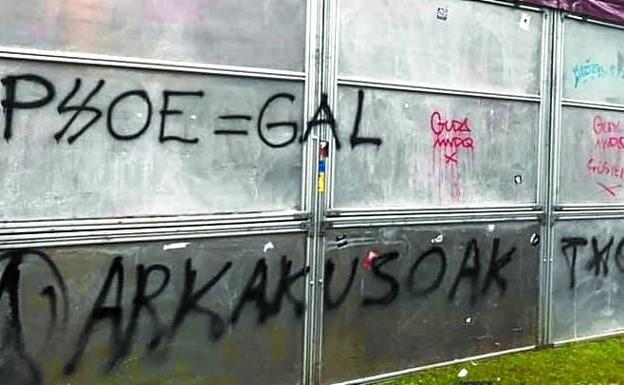 El PSE contena el ataque a su txosna en las fiestas de Arrate