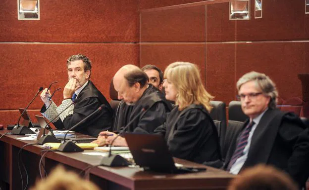 La Fiscalía de Álava critica a jueces por archivar casos de corrupción en la antesala de la sentencia a De Miguel