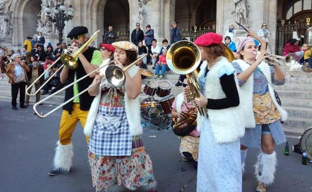 La música toma la calle en Erandio