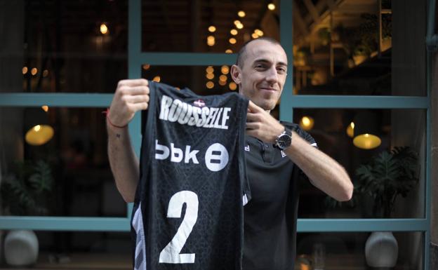 «Mumbrú nos pide que no nos rindamos», asegura Rousselle