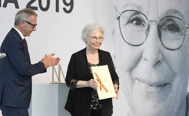 Josefina Molina recibe el Premio Nacional de Cinematografía 2019