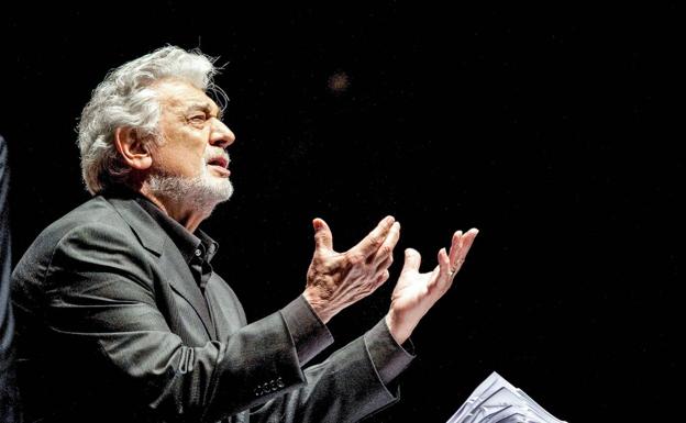 Plácido Domingo cancela su actuación en Nueva York en medio de las acusaciones de acoso