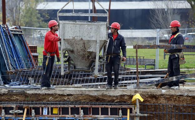 Las pymes españolas demandarán administrativos, cuidadores y personal de comercio