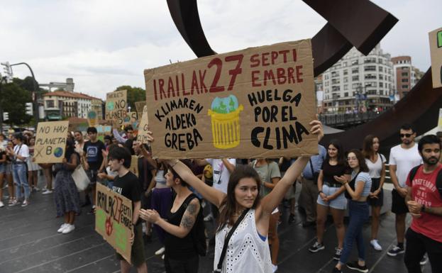 Euskadi acoge hoy la Huelga Mundial del Clima con movilizaciones en las tres capitales