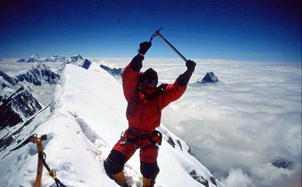 ¿Qué ocurre cuando un alpinista no sabe cuál es la cima real de un 'ochomil'?