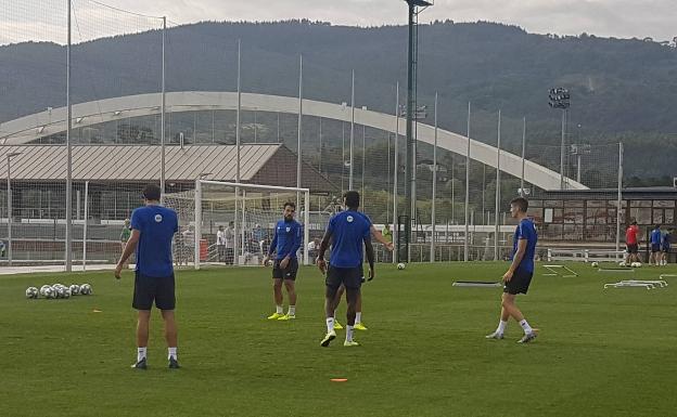 San José entrena con el grupo
