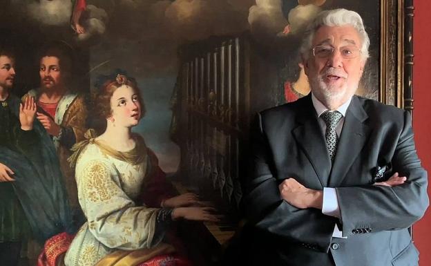 Premian a Plácido Domingo en México en medio de las acusaciones de acoso sexual