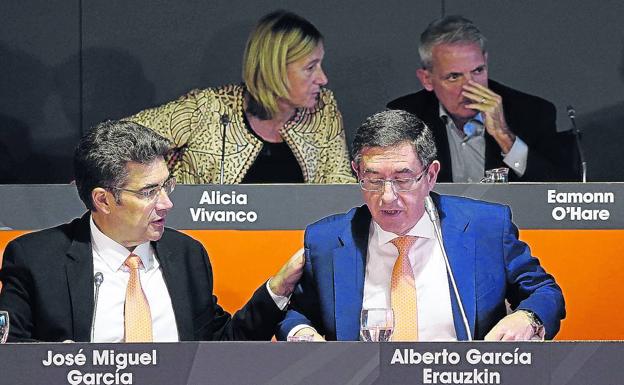 Erkoreka reconoce que poco puede hacerse para evitar la venta de Euskaltel