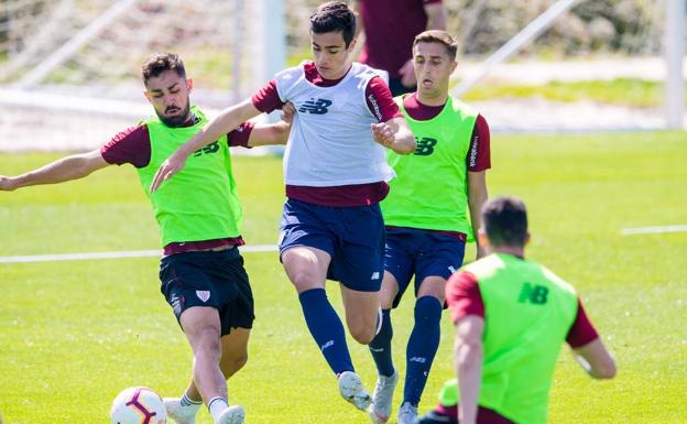 Asier Córdoba no encuentra su sitio