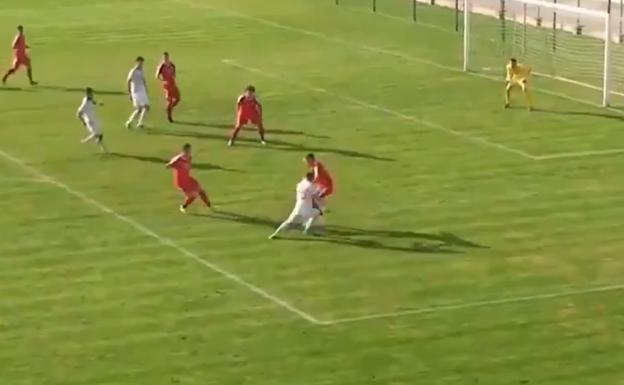 El golazo de Borja Sainz redondea la victoria de la selección sub'19