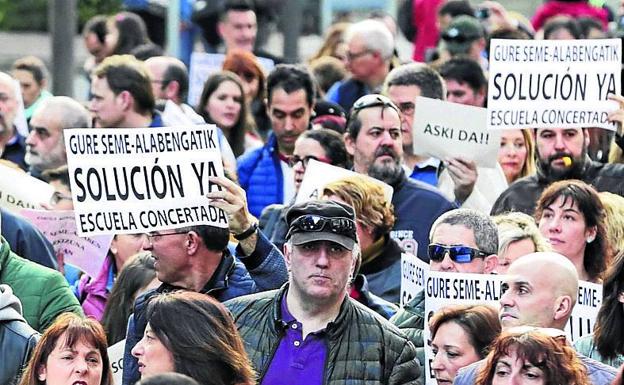 El Consejo de Relaciones Laborales ofrece su mediación a patronal y sindicatos de la red concertada