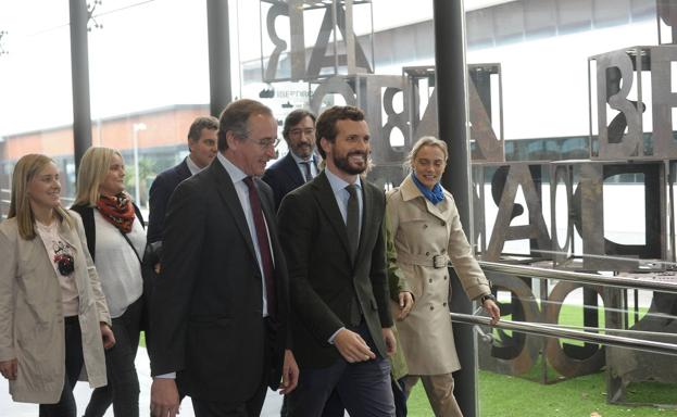 Casado pide centralizar en la Audiencia Nacional los casos de «terrorismo callejero» vividos en Cataluña