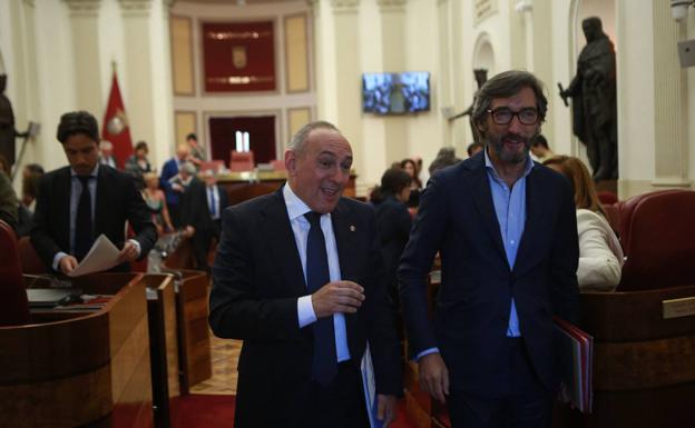 Ramiro González enfría las aspiraciones del PP y descarta un debate fiscal hasta 2020