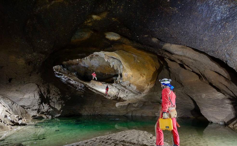 Cueto-Coventosa: la catedral subterránea de Cantabria